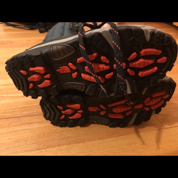 Warm North Face Boots worn twice - Picture 3 of 3
